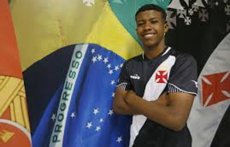 Andrey revela expectativa para assinar 1º contrato com o Vasco