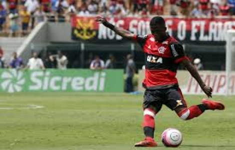Fora de casa, Fla faz 2 a 1 com gols de Wesley e Michael Rangel. João, de cabeça, marcou para o Timão em Bragança Paulista